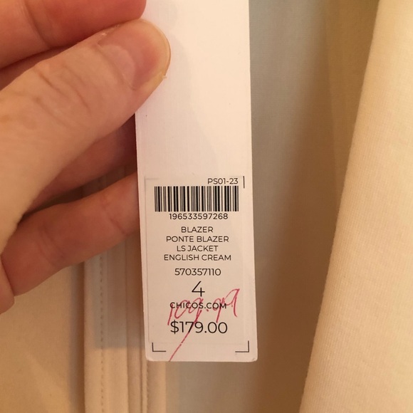 NWT NEW  Chico’s Ponte Blazer in English Cream - Picture 8 of 8